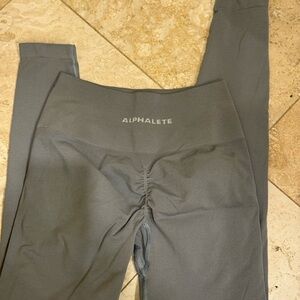 Alphalete Grey Blue scrunch Leggings